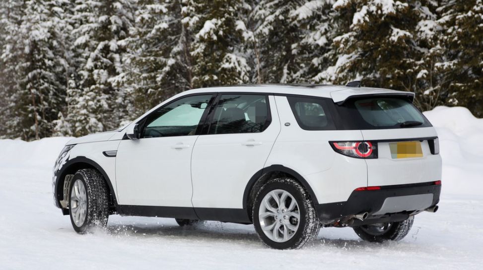 Nuova Discovery Sport, l'abbiamo provata lì, dove osano i camosci