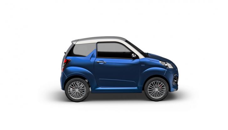 Ligier JS50 BlueLine: la minicar in versione Limited Edition - Foto 2 di 4