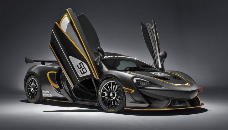 McLaren 570S GT4 - Foto 1 di 10