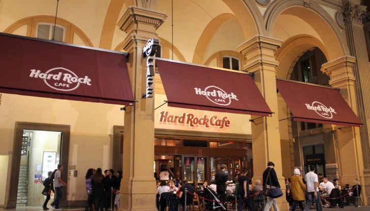 Megabus: per i passeggeri buoni sconto nei ristoranti Hard Rock Cafe - Foto 10 di 10