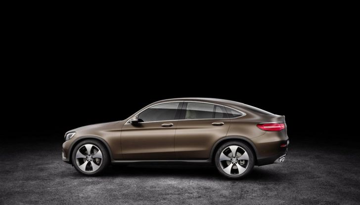 Mercedes GLC coupè debutta al salone di New York - Foto 21 di 22