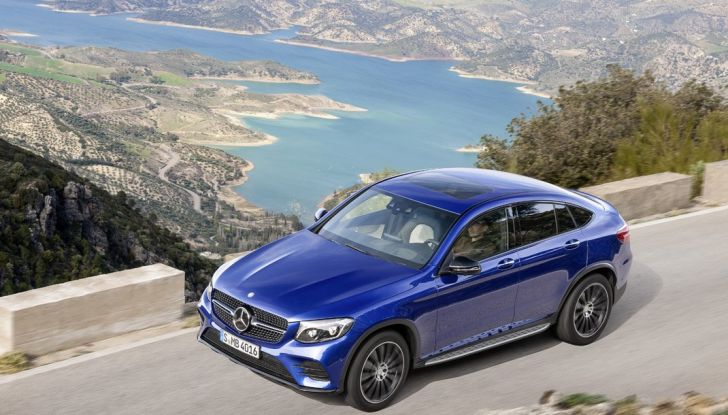 Mercedes GLC coupè debutta al salone di New York - Foto 10 di 22