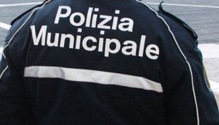 Multa semaforo rosso: quanto costa e come fare ricorso - Foto 4 di 9