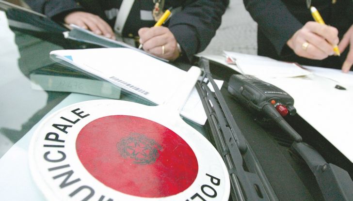 Nel 2019 aumentano multe, pedaggi autostradali e RC Auto - Foto 3 di 10