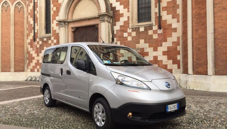 Nissan e-NV200 Combi Bus: la prova su strada dell’elettrico al 100% - Foto 11 di 20