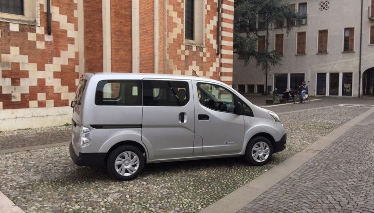 Nissan e-NV200 Combi Bus: la prova su strada dell’elettrico al 100% - Foto 17 di 20