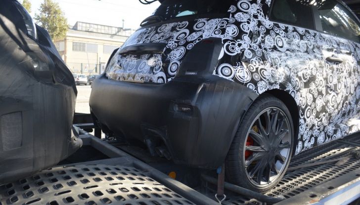 Nuova Abarth 500 spiata durante i test sulla neve