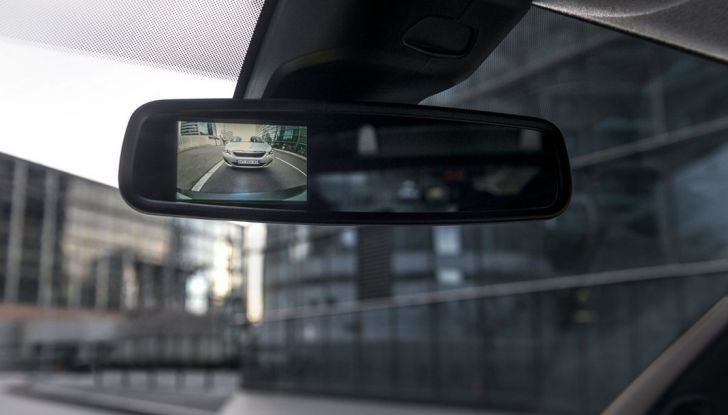 Nuovo Peugeot Expert, il marchio del Leone torna nel mercato dei veicoli commerciali - Foto 3 di 20