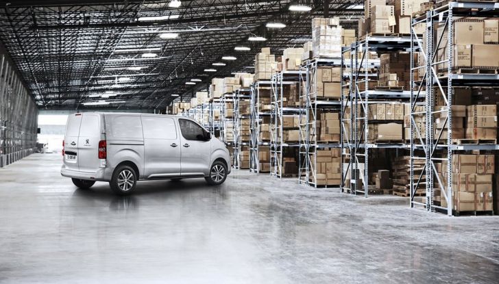 Nuovo Peugeot Expert, il marchio del Leone torna nel mercato dei veicoli commerciali - Foto 4 di 20