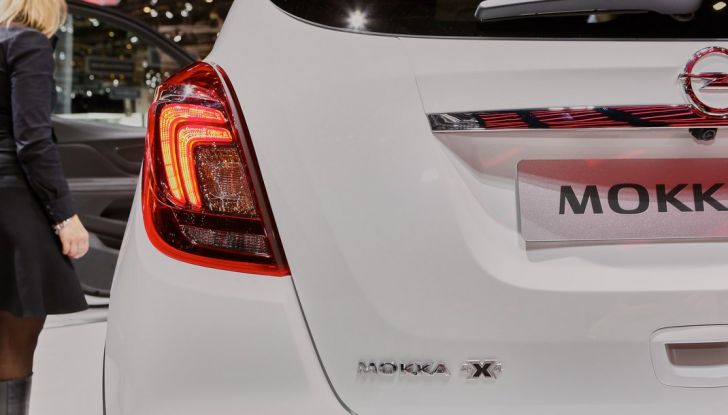 Opel Mokka X debutta con nuovo motore 1.4 a Ginevra - Foto 14 di 16