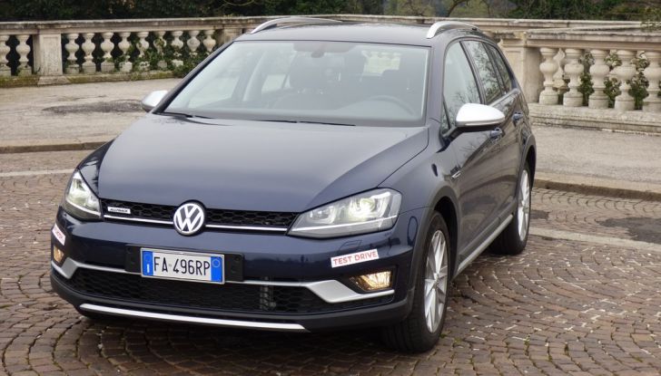 Volkswagen Golf Variant Alltrack 2.0 2016: Prova su strada, opinioni e prezzi - Foto 17 di 51