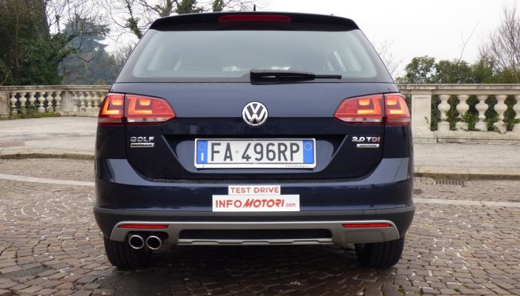 Volkswagen Golf Variant Alltrack 2.0 2016: Prova su strada, opinioni e prezzi - Foto 26 di 51