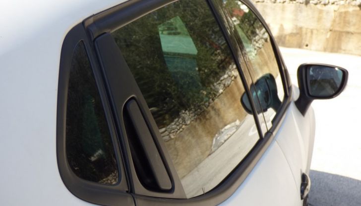 Renault Clio R.S. 220 EDC Trophy: prova su strada e prestazioni - Foto 24 di 37