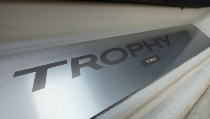 Renault Clio R.S. 220 EDC Trophy: prova su strada e prestazioni - Foto 28 di 37