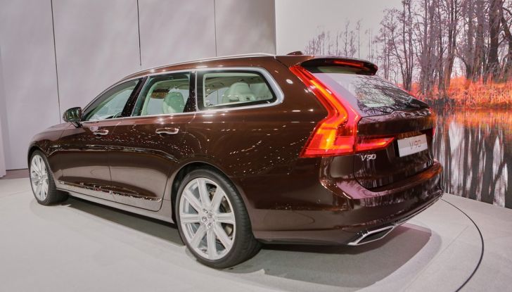 Nuova Volvo V90, motorizzazioni e dati ufficiali - Foto 3 di 12