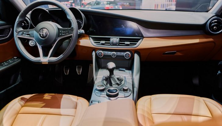 Alfa Romeo Giulia live Ginevra 2016