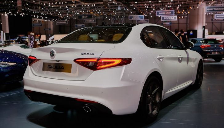 Alfa Romeo Giulia live Ginevra 2016