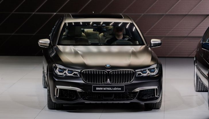Nuova BMW M760Li xDrive - Foto 5 di 34