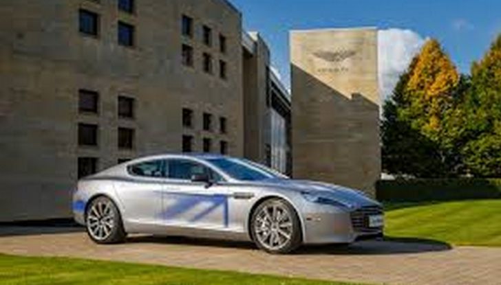 Aston Martin: James Bond guiderà un’auto elettrica - Foto 5 di 6