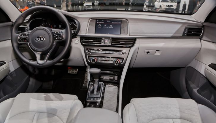 Kia Optima Sportswagon, la familiare di segmento D presentata in anteprima - Foto 11 di 12