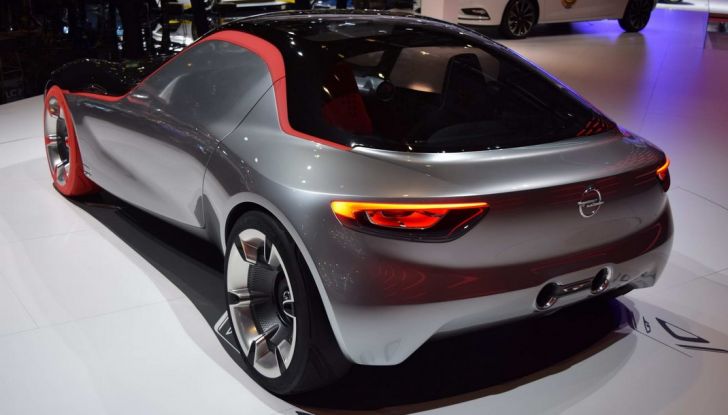 Opel GT Concept: a Ginevra la sportiva del futuro - Foto 4 di 20