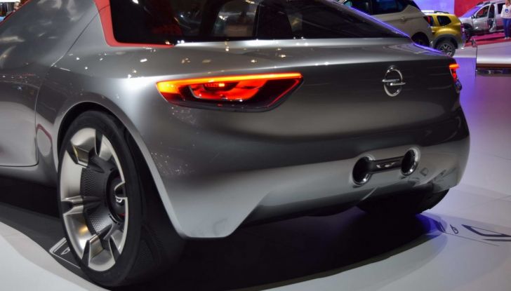Opel GT Concept: a Ginevra la sportiva del futuro - Foto 15 di 20