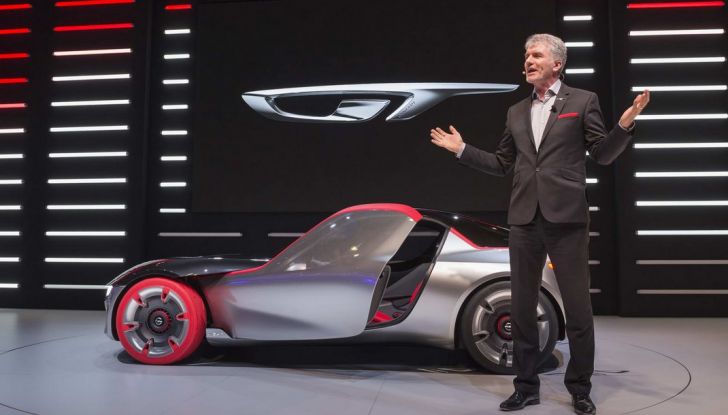 Opel GT Concept: a Ginevra la sportiva del futuro - Foto 9 di 20
