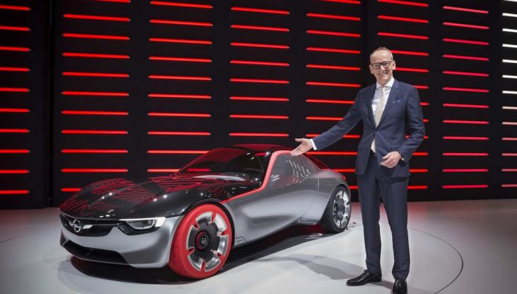Opel GT Concept: a Ginevra la sportiva del futuro - Foto 10 di 20