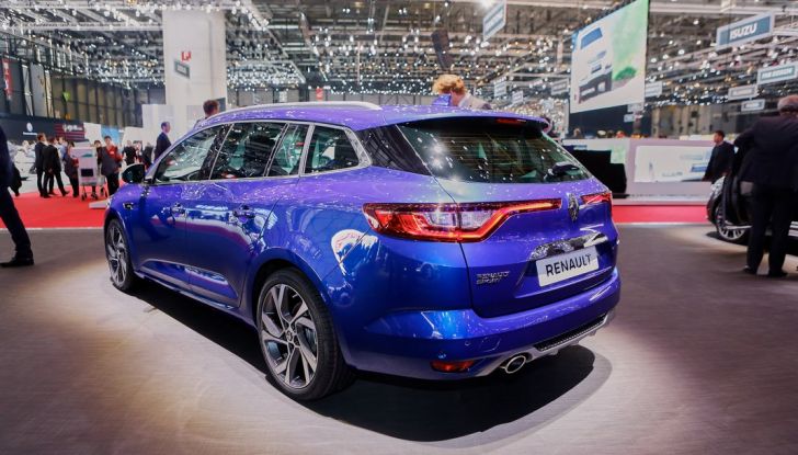 Nuova Renault Megane Sporter GT svelata in anteprima - Foto 4 di 9