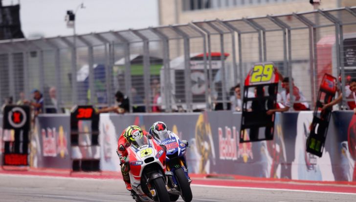 Orari MotoGP 2016 Austin, Texas: Marquez ricomincia da tre in diretta Sky e differita TV8 - Foto 11 di 32