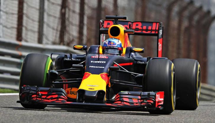 F1 2016, GP del Brasile: Hamilton trionfa nel diluvio, Vettel quinto - Foto 26 di 41