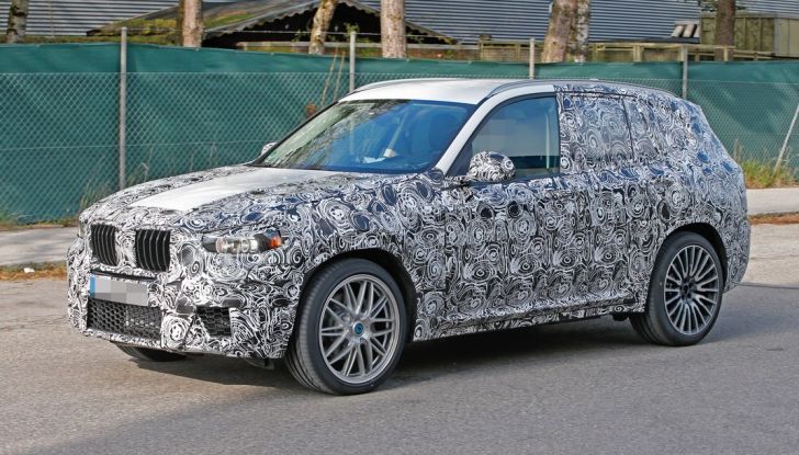 Nuova BMW X3 M: ecco le foto spia del suv sportivo - Foto 1 di 12