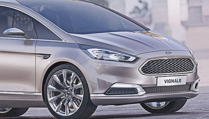 Ford S-Max Vignale, profilo anteriore.