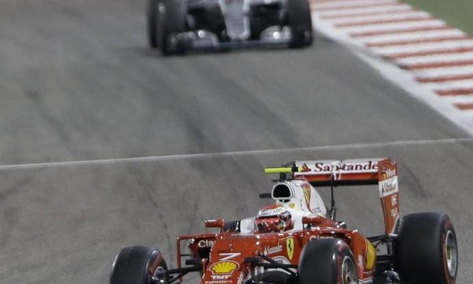 Formula 1 Ferrari: Vettel si ritira prima del via, Arrivabene scontento - Foto 2 di 9