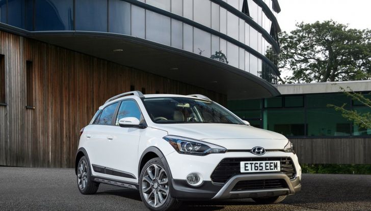 Hyundai i20 Active: si amplia la gamma suv della casa coreana - Foto 7 di 10