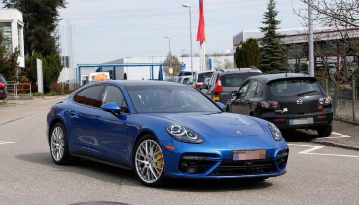 Nuova Porsche Panamera MY2017, le foto dei test senza camuffature - Foto 2 di 8