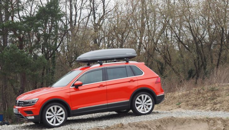 Nuova Volkswagen Tiguan, prova su strada, motorizzazioni e prezzi - Foto 20 di 28