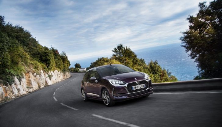 Nuove DS 3 e DS 3 Cabrio: prova su strada, motorizzazioni e prezzi - Foto 24 di 40