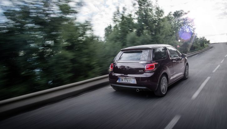 Nuove DS 3 e DS 3 Cabrio: prova su strada, motorizzazioni e prezzi - Foto 28 di 40
