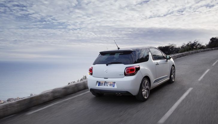 Nuove DS 3 e DS 3 Cabrio: prova su strada, motorizzazioni e prezzi - Foto 29 di 40