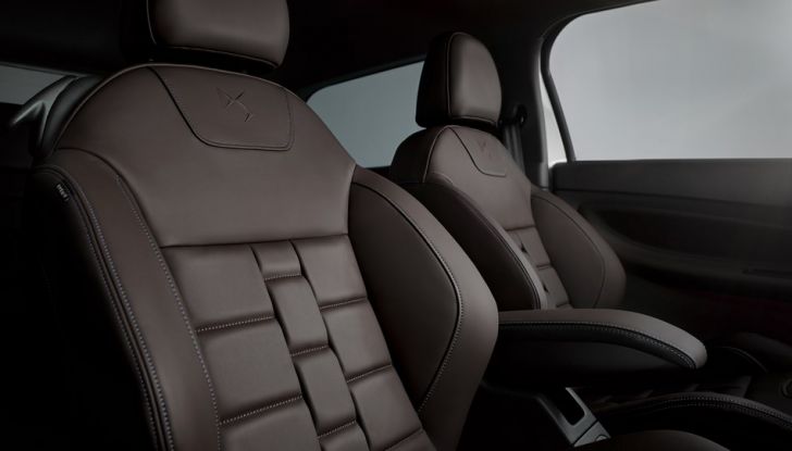 Nuove DS 3 e DS 3 Cabrio: prova su strada, motorizzazioni e prezzi - Foto 34 di 40