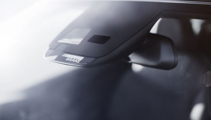 Nuove DS 3 e DS 3 Cabrio: prova su strada, motorizzazioni e prezzi - Foto 16 di 40