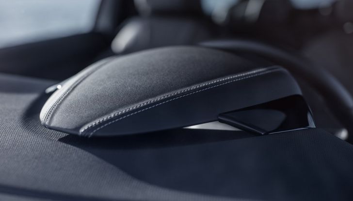 Nuove DS 3 e DS 3 Cabrio: prova su strada, motorizzazioni e prezzi - Foto 17 di 40