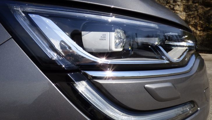 Renault Talisman, la prova su strada dell​a berlina Renault - Foto 17 di 42