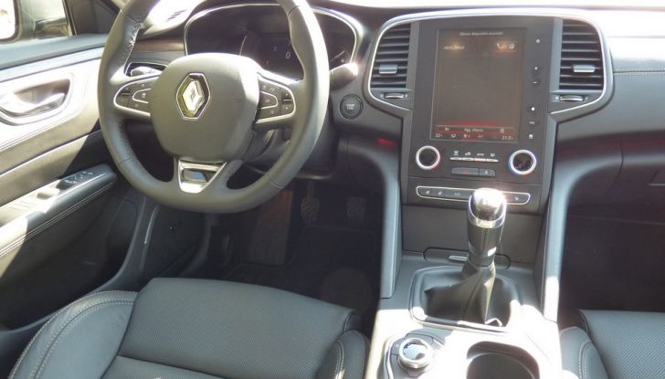 Renault Talisman, la prova su strada dell​a berlina Renault - Foto 26 di 42