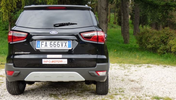 Ford EcoSport prova su strada, motorizzazioni e prezzi - Foto 21 di 41