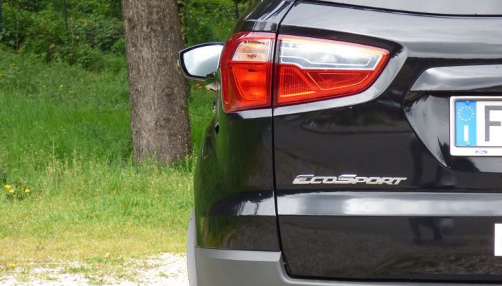 Ford EcoSport prova su strada, motorizzazioni e prezzi - Foto 24 di 41