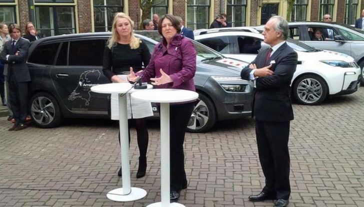 PSA Groupe: Parigi-Amsterdam con due veicoli autonomi in modalità “Eyes off” - Foto 2 di 7