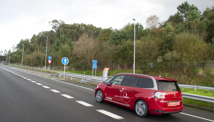 PSA Groupe: Parigi-Amsterdam con due veicoli autonomi in modalità “Eyes off” - Foto 6 di 7