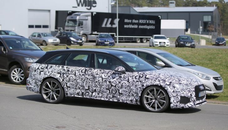 Audi Sport sempre più avanti: Audi RS4 Avant 2017 - Foto 6 di 9
